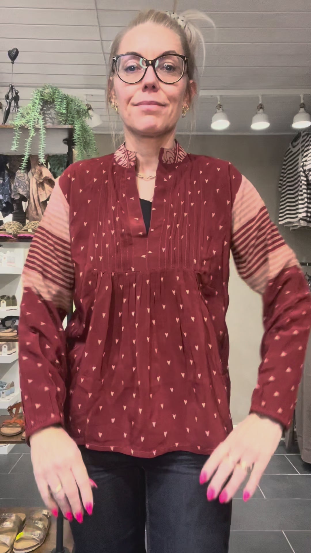 Cofur City Blouse støvet rød unika silkebluse str. S/M