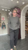 Zita Yak Strik Cold Grey fra Mansted med relaxed fit