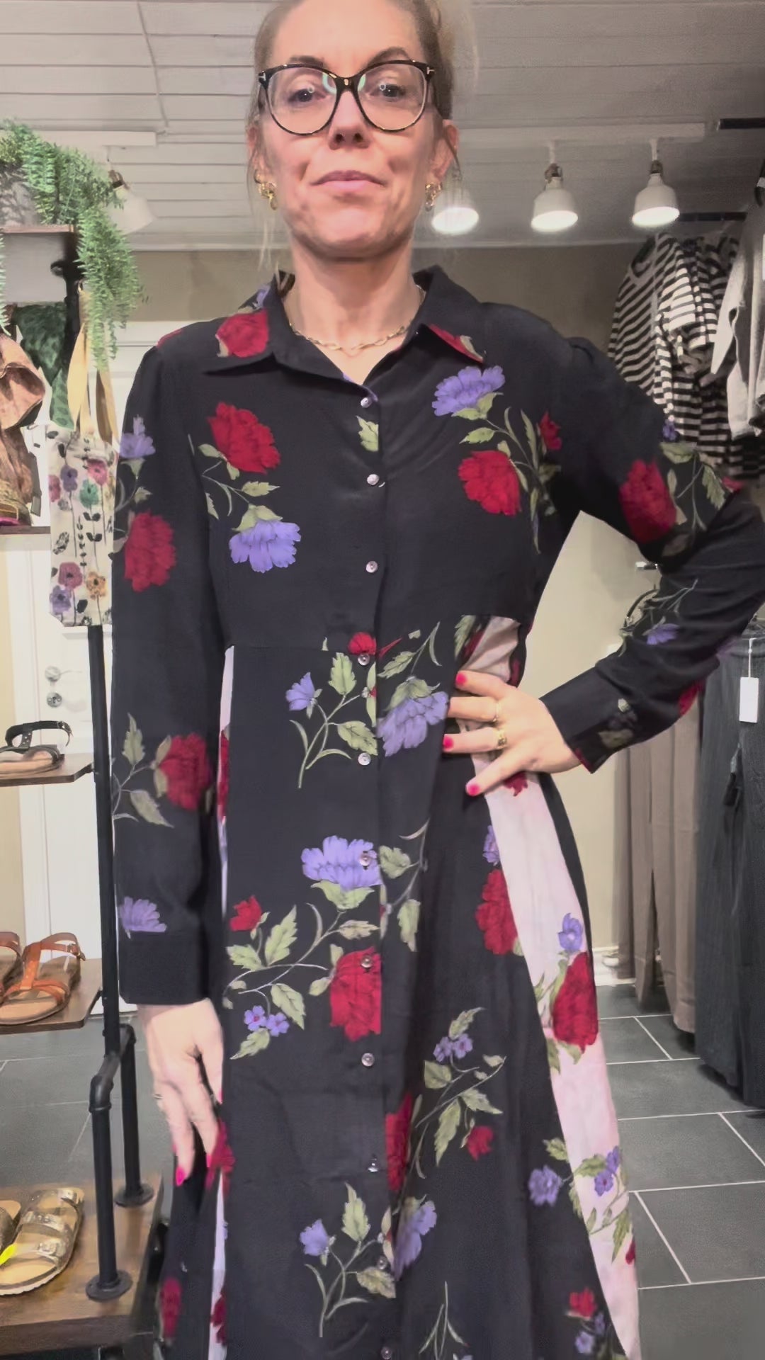 Cofur New Yorker Dress sortblomstret unika silkekjole M/L