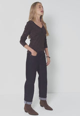 Street One Basic Shiny Shirt 324180 i dark brown med knaplukning og shiny finish
