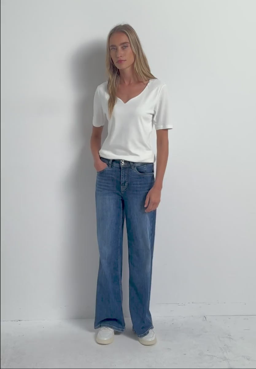 Street One basic T-shirt stylet med jeans 