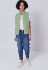 Teddy vest i Bright Pistachio fra Street One
