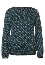 Smock-elastisk kant og let indsvajet pasform – Street One satinbluse Gentle Green